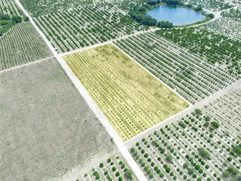 Gilbert Road Lake Wales FL 33898