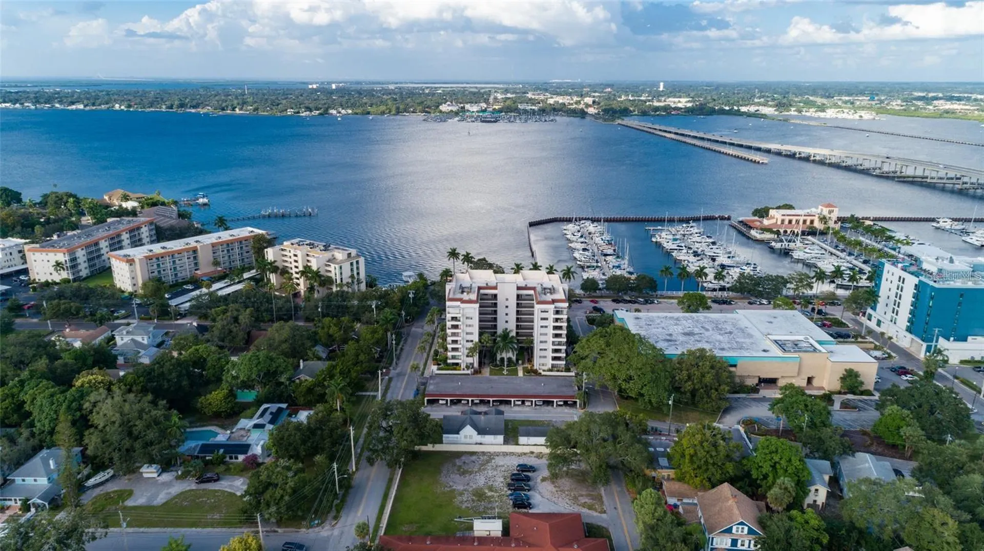 1400 1st Avenue W Bradenton FL 34205