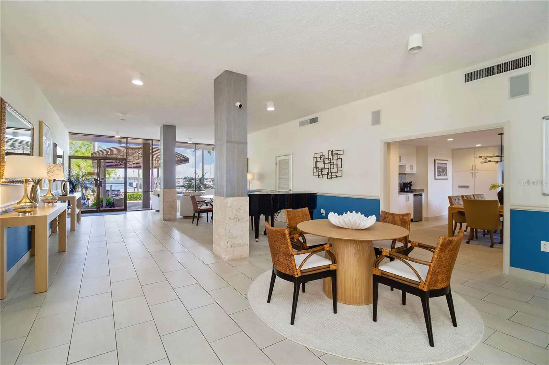 1400 1st Avenue W Bradenton FL 34205
