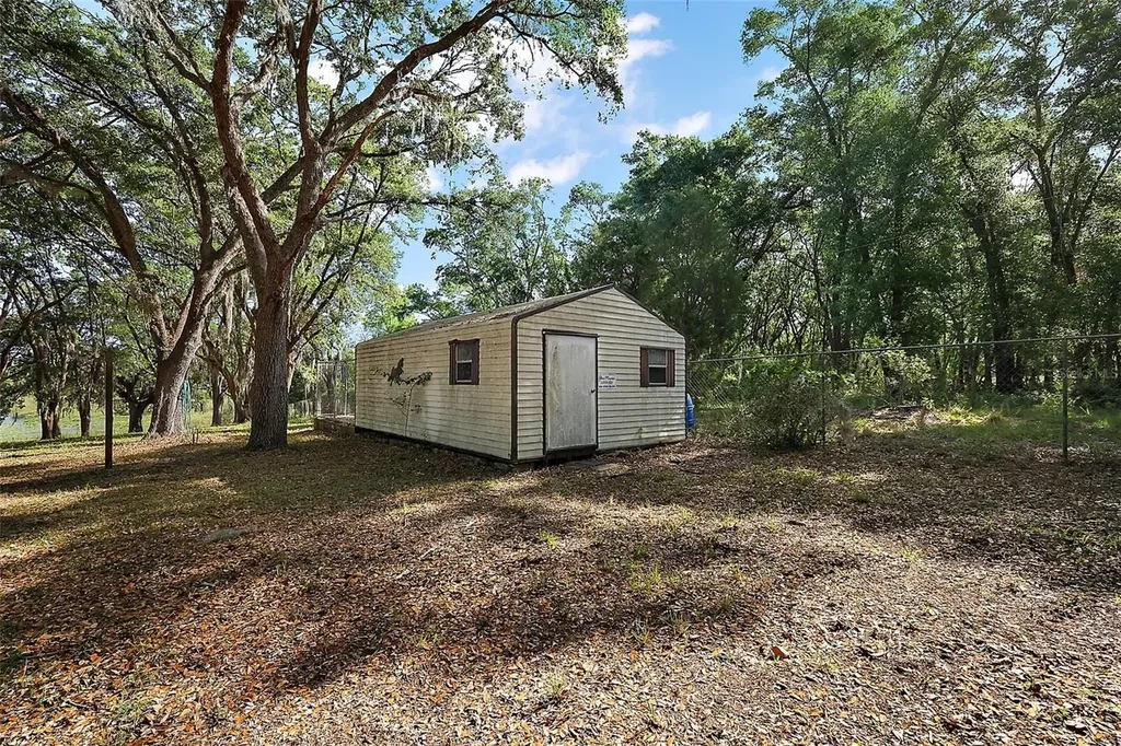 27011 SE Highway 42 Umatilla FL 32784