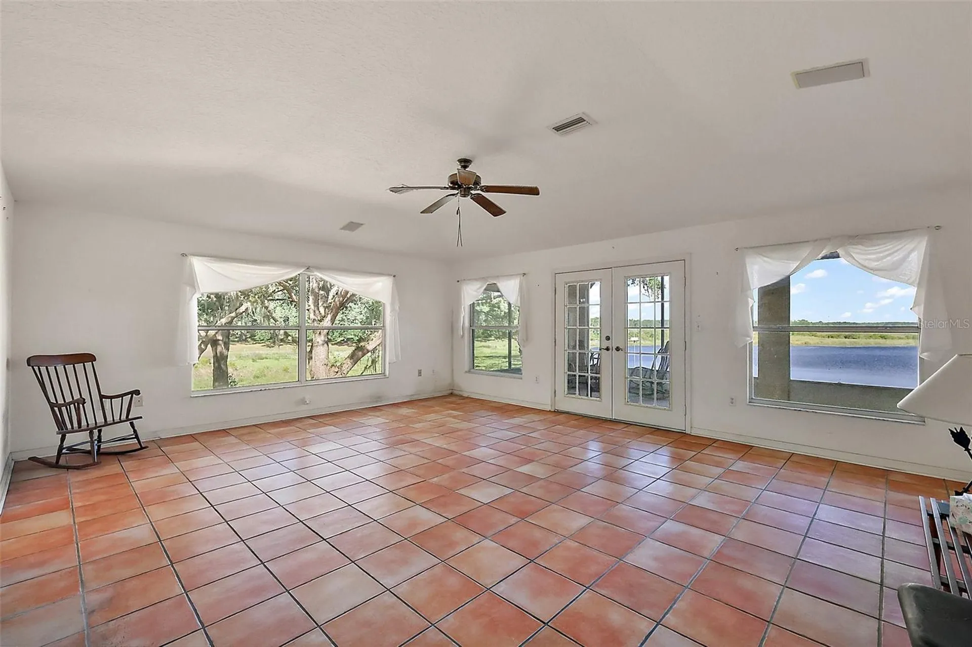 27011 SE Highway 42 Umatilla FL 32784