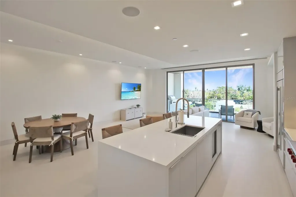 1591 Gulf Of Mexico Drive Longboat Key FL 34228