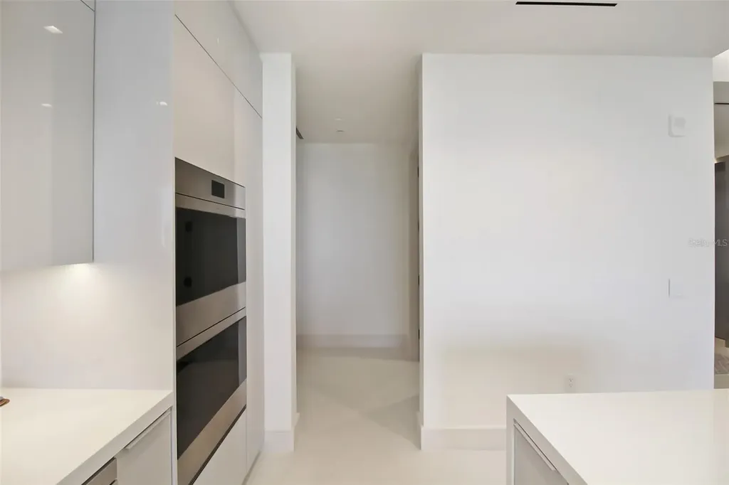 1591 Gulf Of Mexico Drive Longboat Key FL 34228