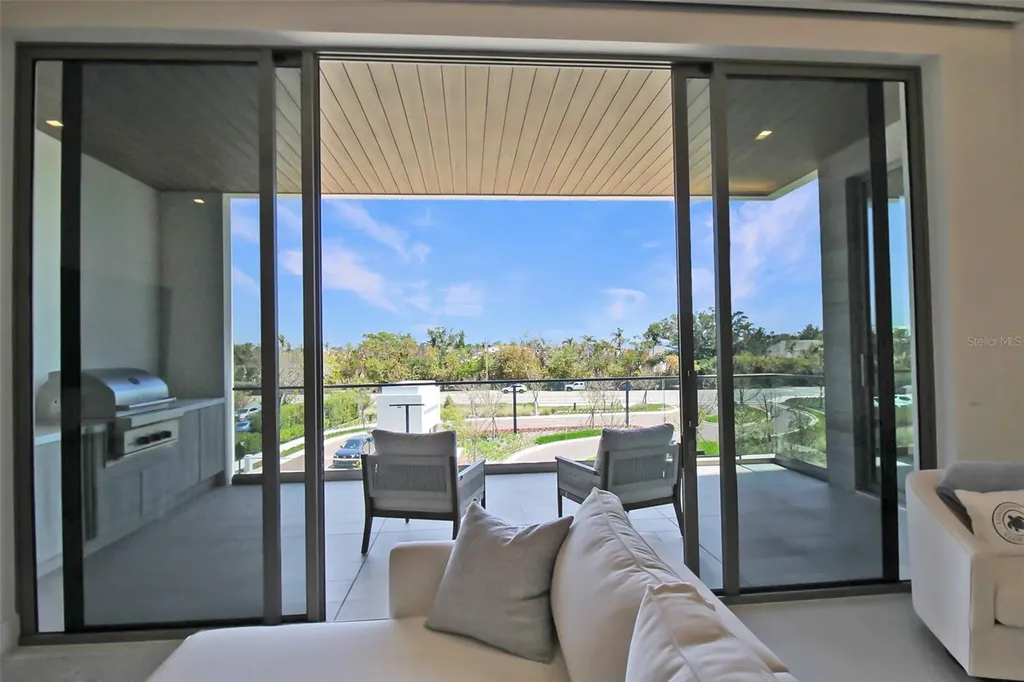 1591 Gulf Of Mexico Drive Longboat Key FL 34228