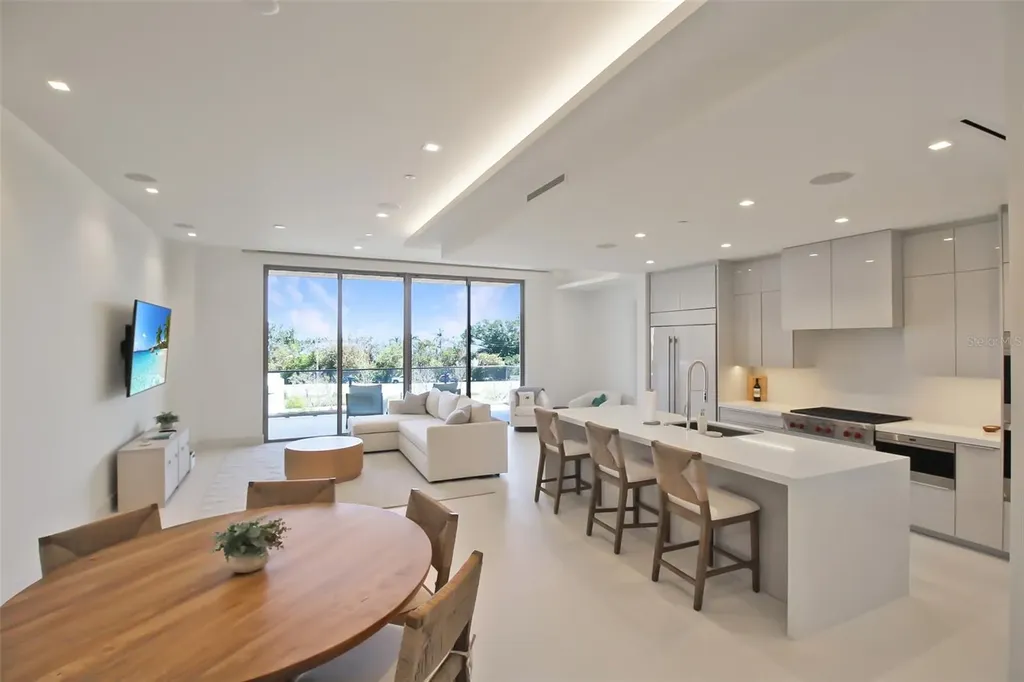 1591 Gulf Of Mexico Drive Longboat Key FL 34228