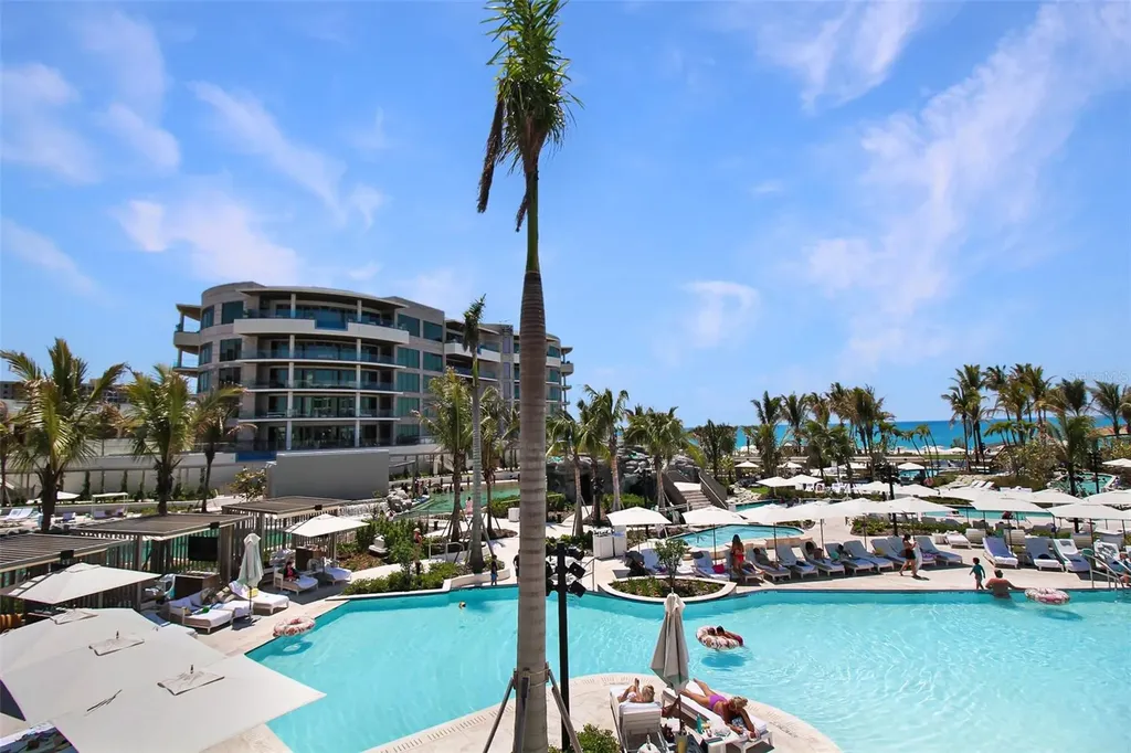 1591 Gulf Of Mexico Drive Longboat Key FL 34228