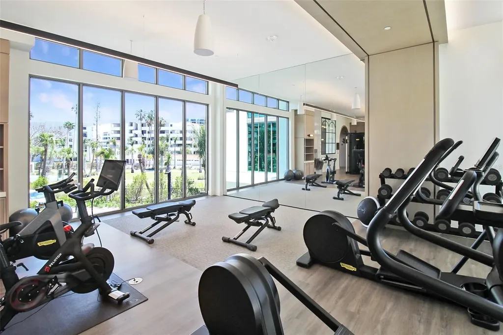 1591 Gulf Of Mexico Drive Longboat Key FL 34228