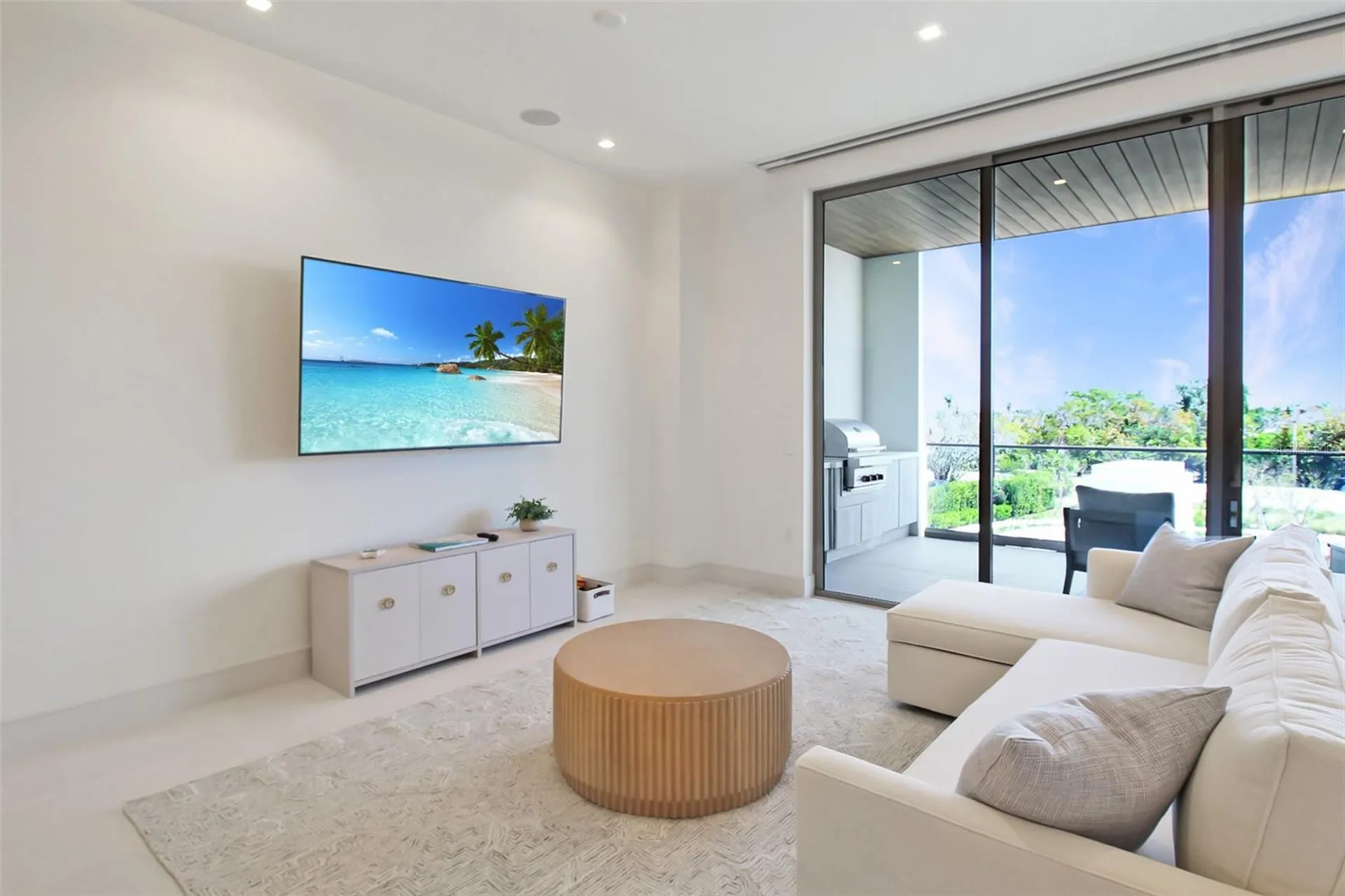 1591 Gulf Of Mexico Drive Longboat Key FL 34228