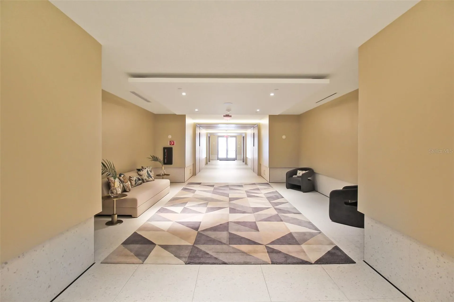 1591 Gulf Of Mexico Drive Longboat Key FL 34228