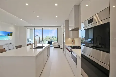1591 Gulf Of Mexico Drive Longboat Key FL 34228