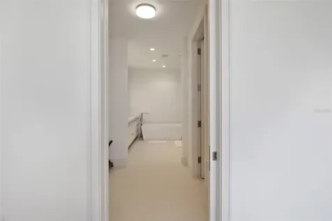 1591 Gulf Of Mexico Drive Longboat Key FL 34228