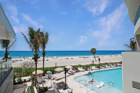 1591 Gulf Of Mexico Drive Longboat Key FL 34228