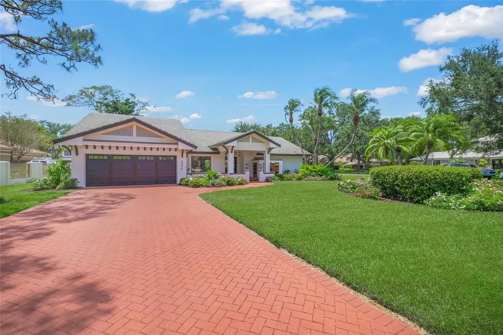 4636 Pine Harrier Drive Sarasota FL 34231