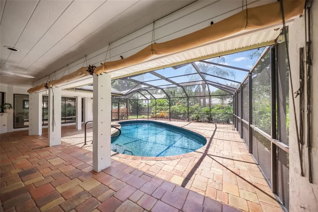 4636 Pine Harrier Drive Sarasota FL 34231