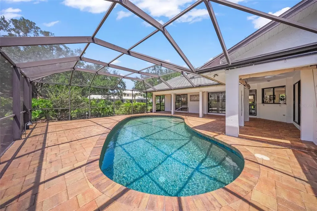 4636 Pine Harrier Drive Sarasota FL 34231