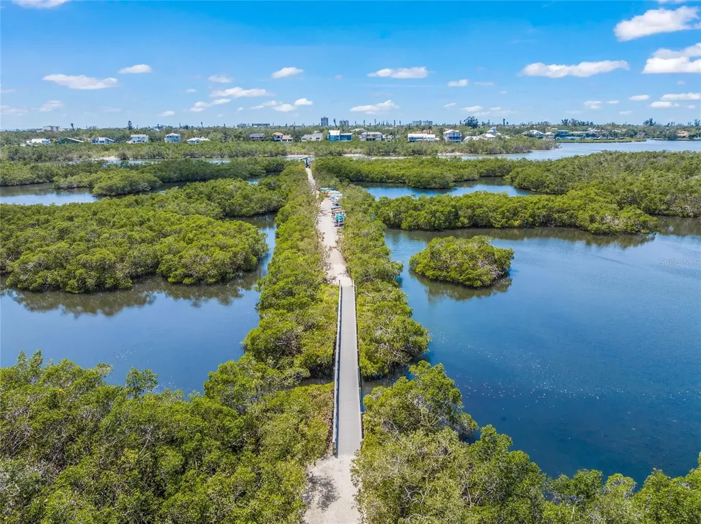 4636 Pine Harrier Drive Sarasota FL 34231
