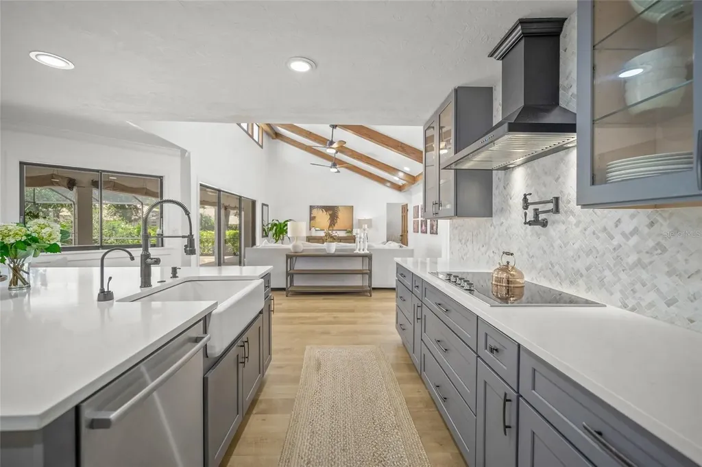 4636 Pine Harrier Drive Sarasota FL 34231
