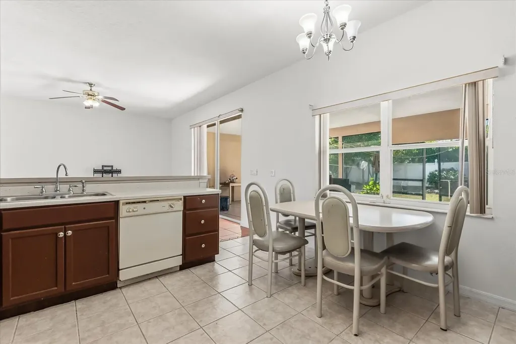 2530 Baykal Drive Kissimmee FL 34746