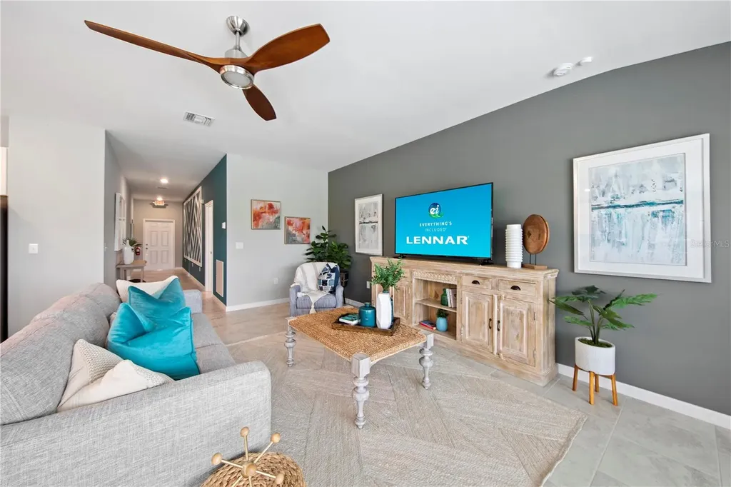118 Leisure Place Rotonda West FL 33947