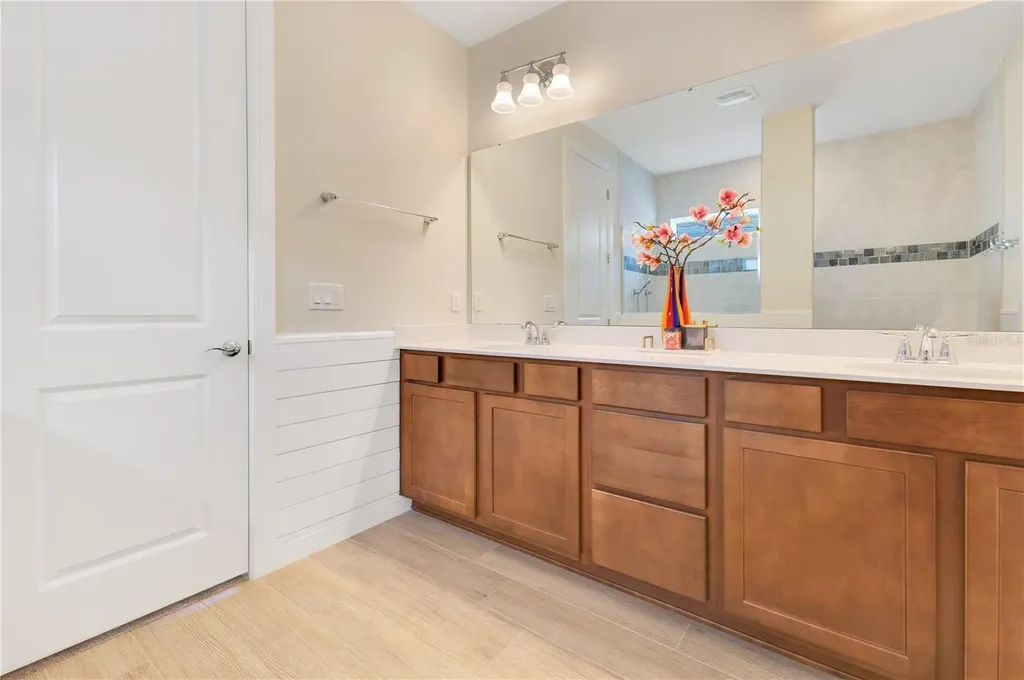 13330 Panama Beach Court Orlando FL 32827