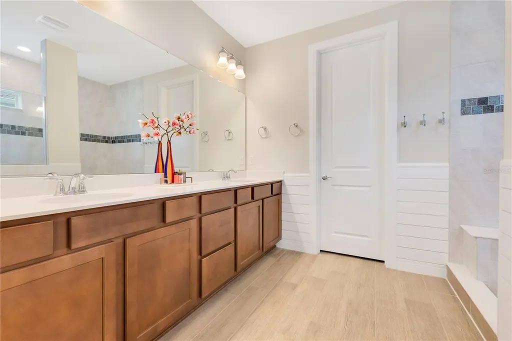 13330 Panama Beach Court Orlando FL 32827