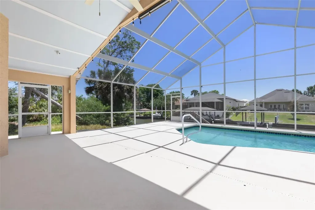 6 Crossleaf Court E Palm Coast FL 32137