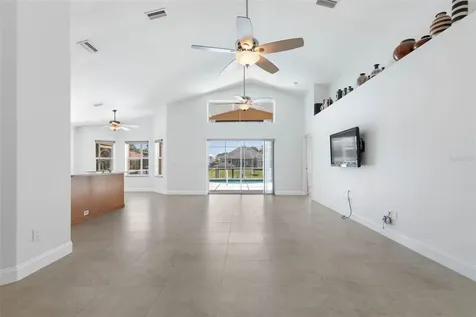 6 Crossleaf Court E Palm Coast FL 32137