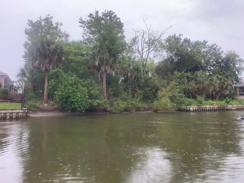 34 Columbus Court Palm Coast FL 32137