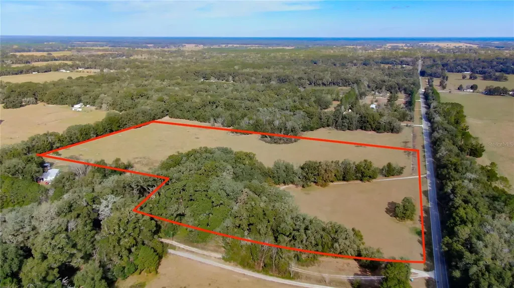 2524 SW 266th Street Newberry FL 32669