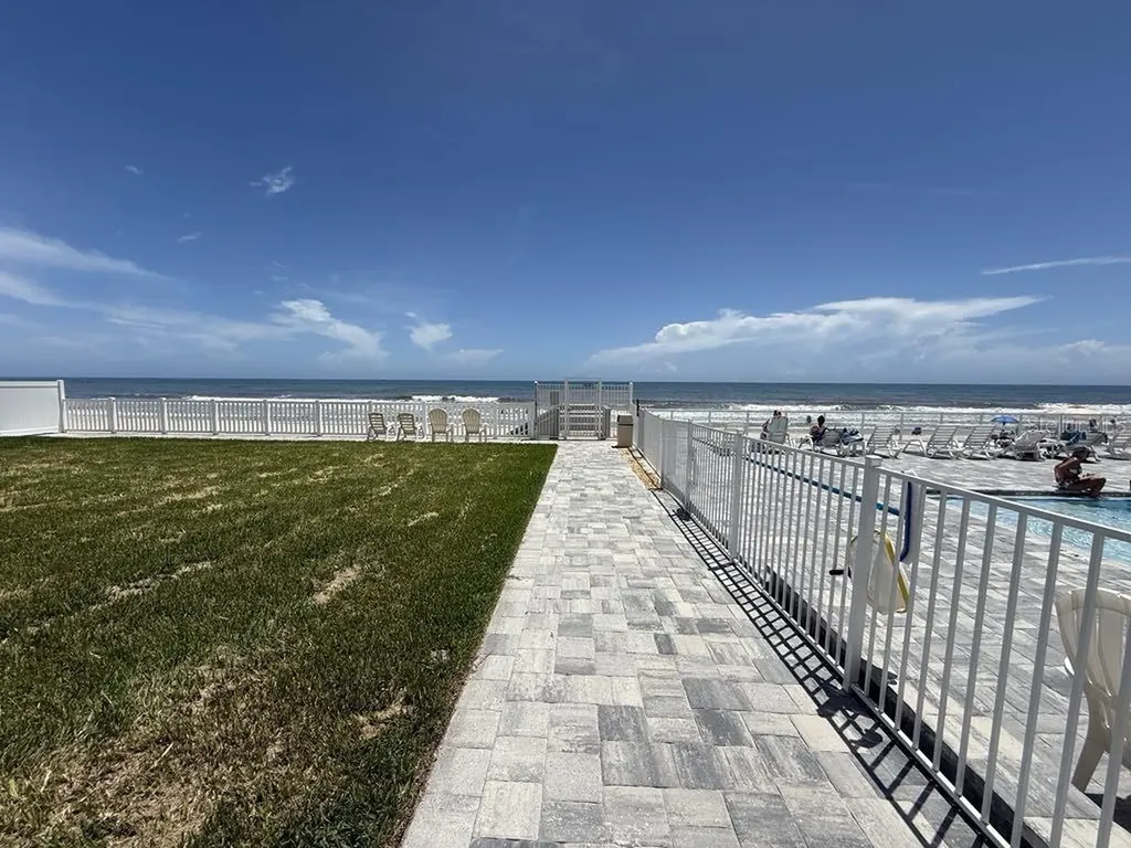 2043 S Atlantic Avenue Daytona Beach Shores FL 32118