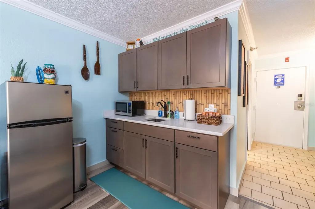 2043 S Atlantic Avenue Daytona Beach Shores FL 32118
