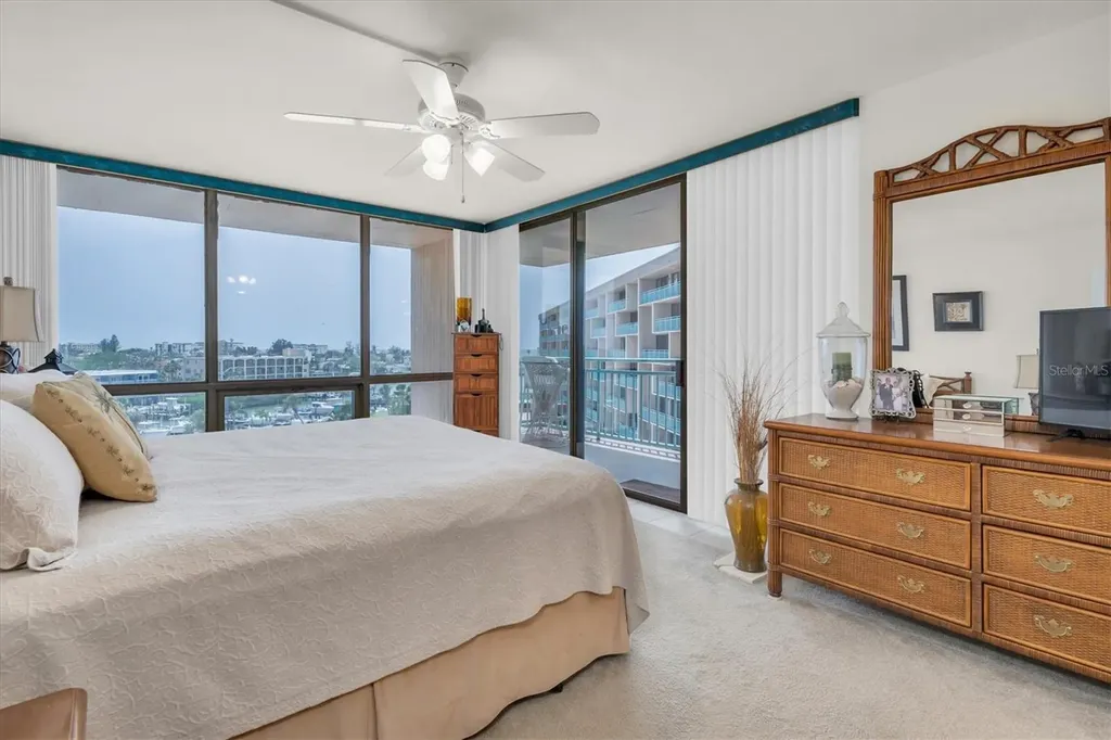 1 Key Capri Treasure Island FL 33706