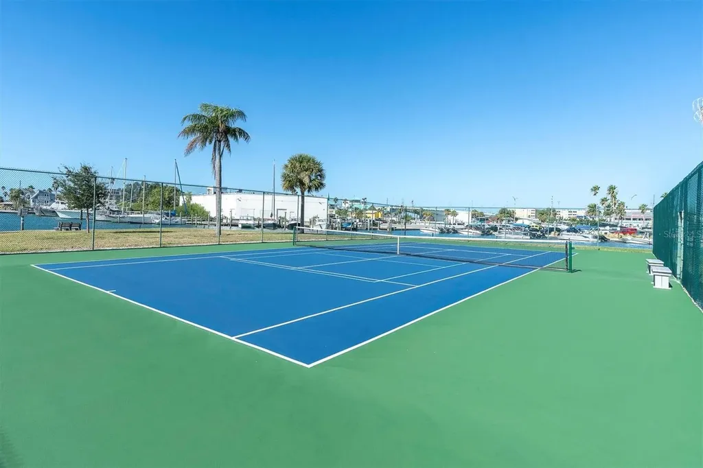 1 Key Capri Treasure Island FL 33706