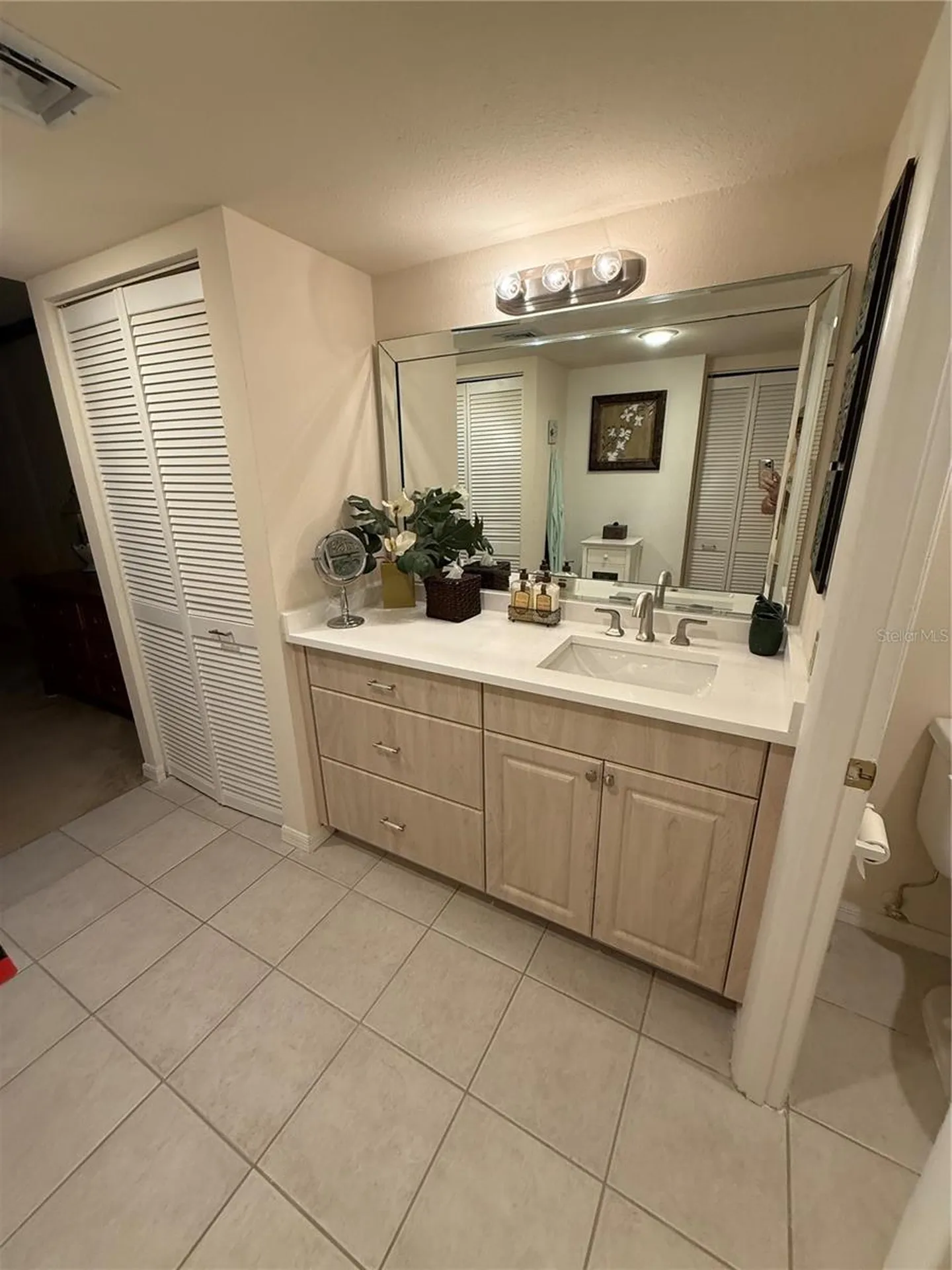 1 Key Capri Treasure Island FL 33706