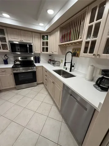 1 Key Capri Treasure Island FL 33706