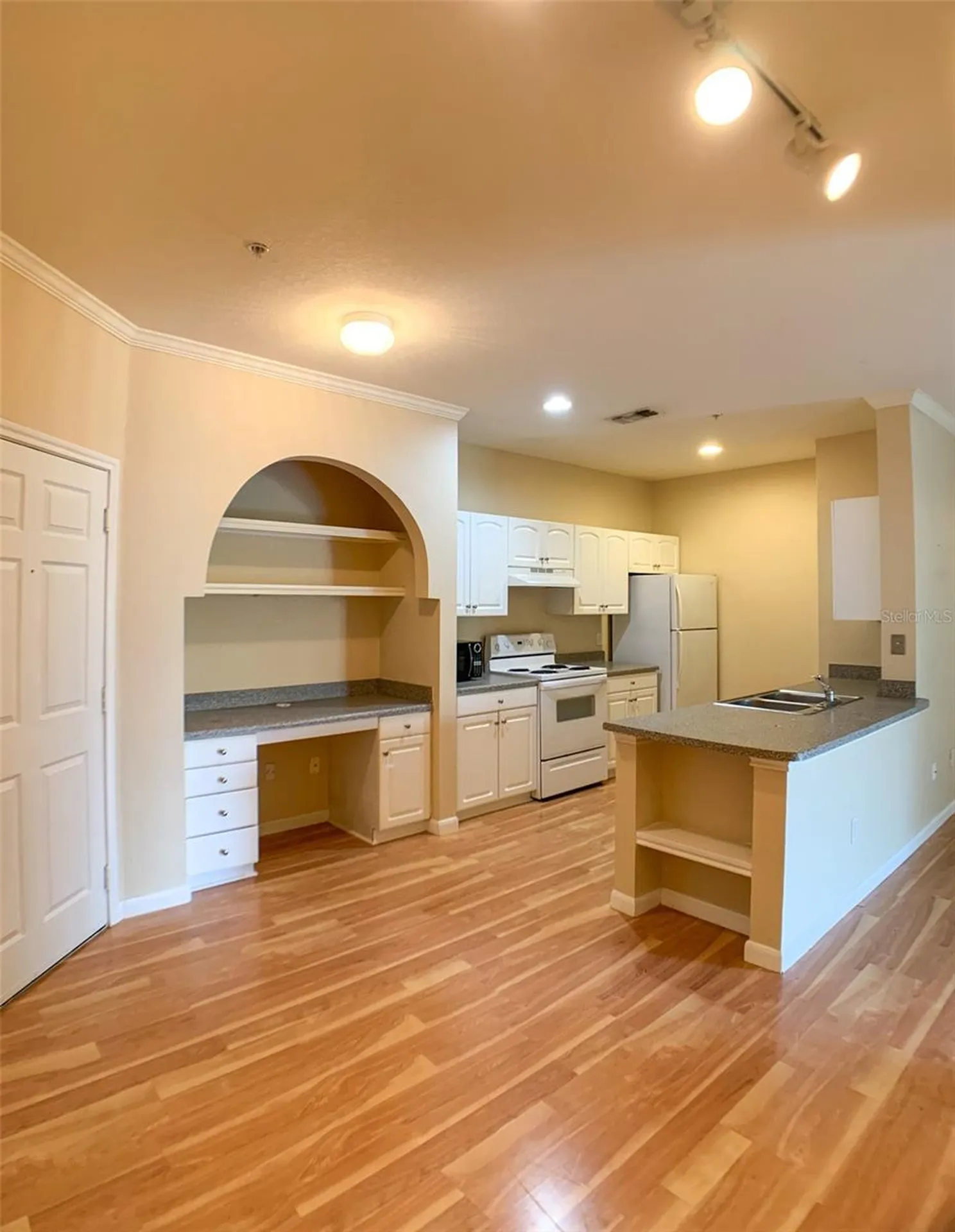 860 N Orange Avenue Orlando FL 32801