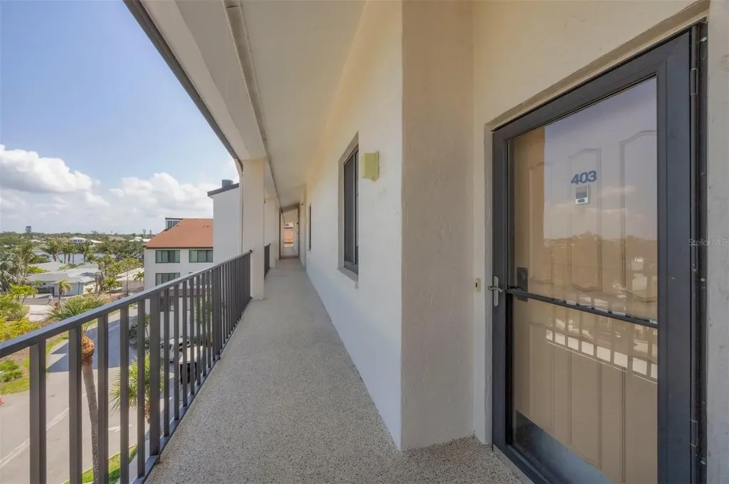 6285 Midnight Pass Road Sarasota FL 34242