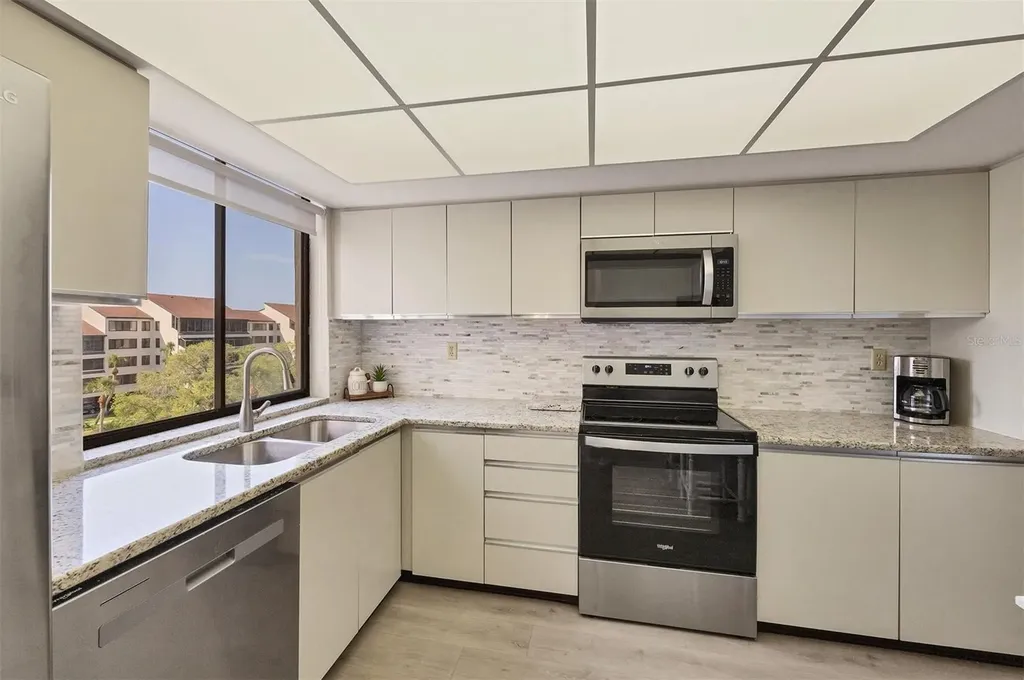 6285 Midnight Pass Road Sarasota FL 34242