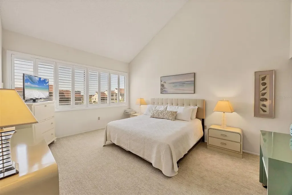 6285 Midnight Pass Road Sarasota FL 34242