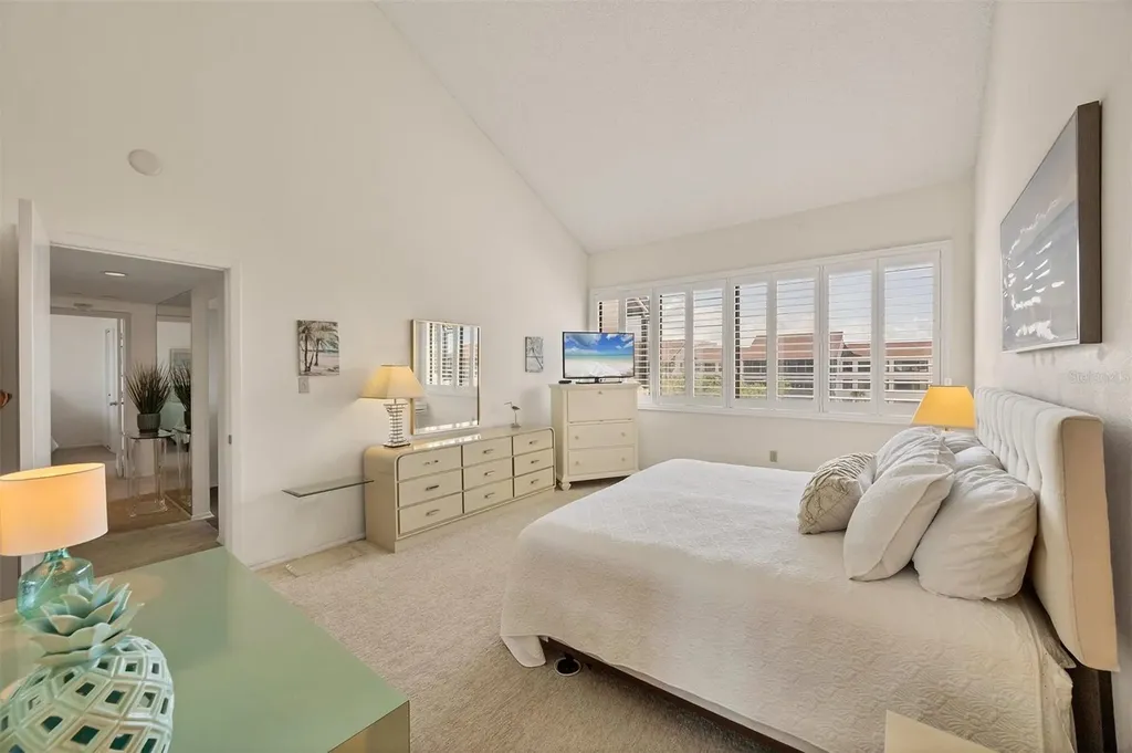 6285 Midnight Pass Road Sarasota FL 34242