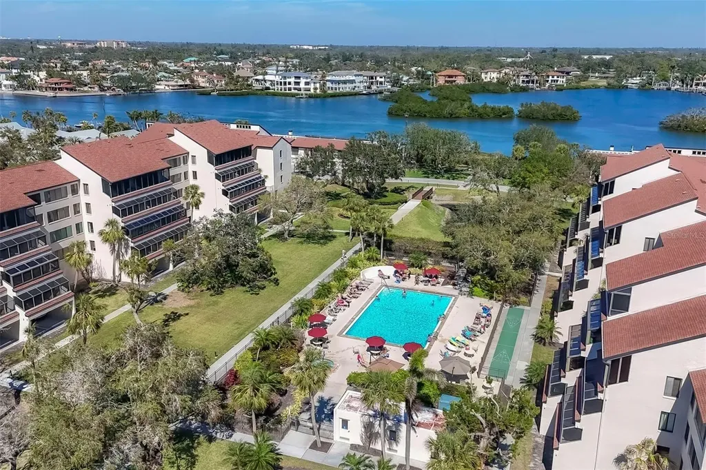 6285 Midnight Pass Road Sarasota FL 34242