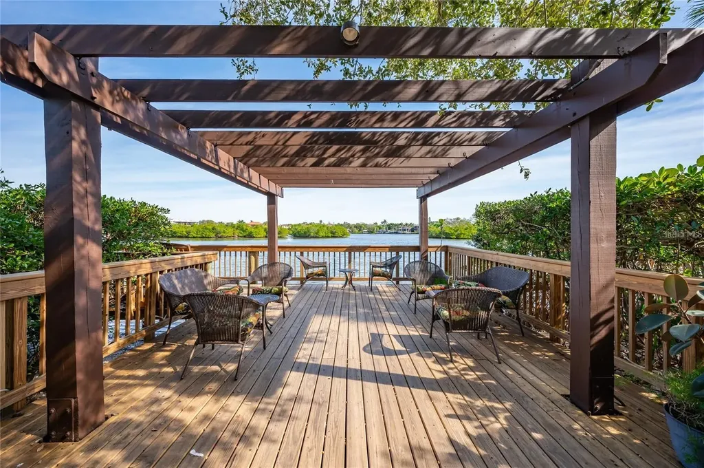 6285 Midnight Pass Road Sarasota FL 34242