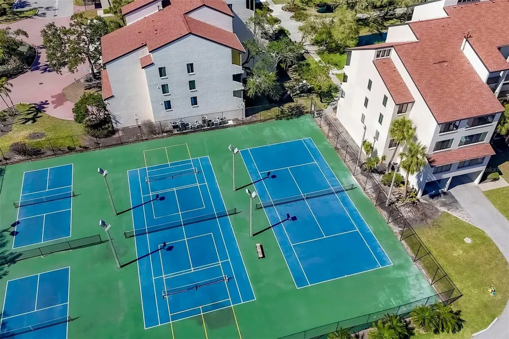 6285 Midnight Pass Road Sarasota FL 34242