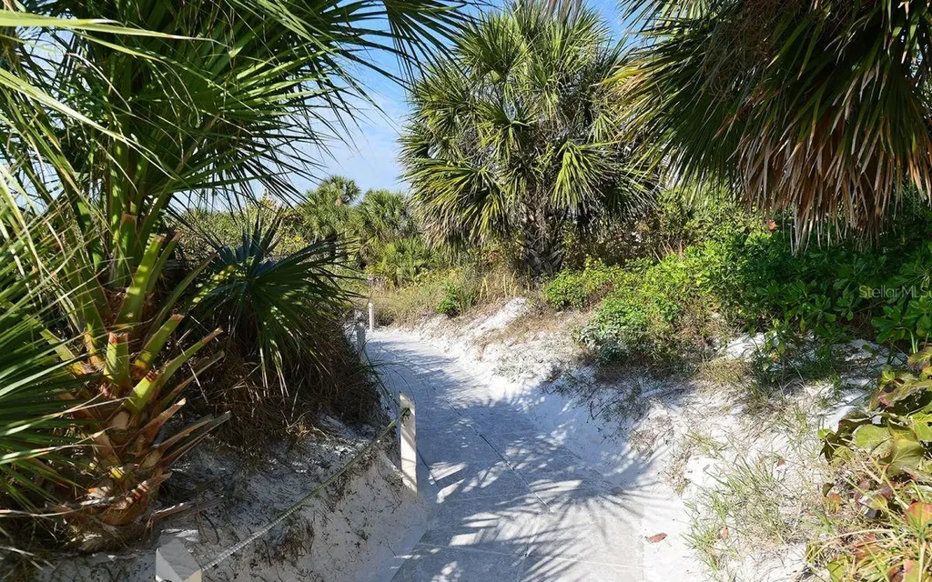 6285 Midnight Pass Road Sarasota FL 34242