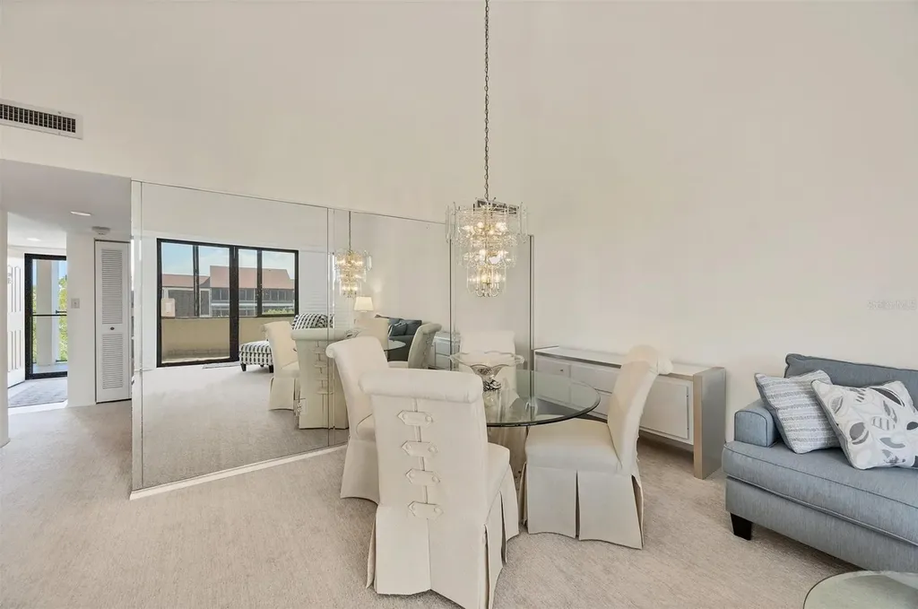 6285 Midnight Pass Road Sarasota FL 34242