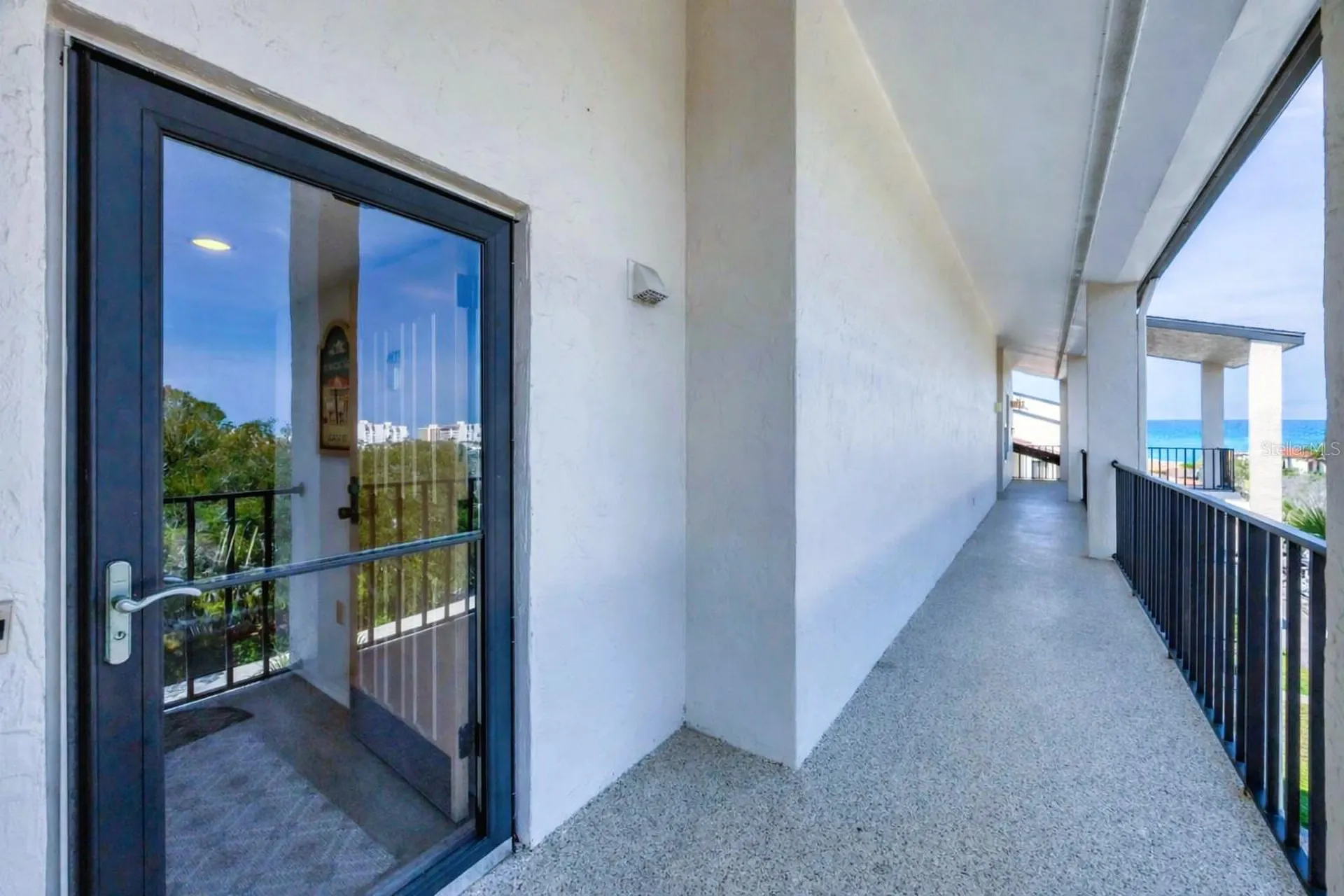 6285 Midnight Pass Road Sarasota FL 34242