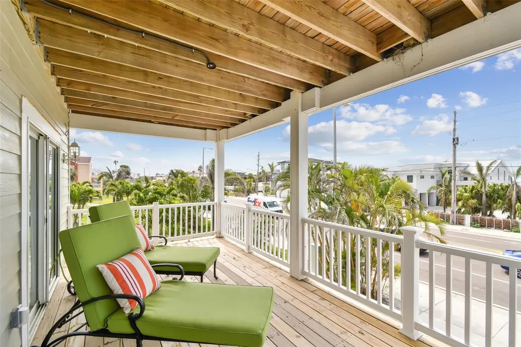 16033 Gulf Boulevard Redington Beach FL 33708