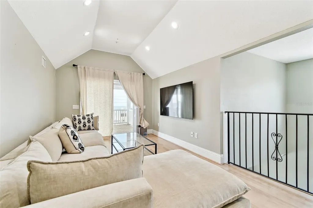 16033 Gulf Boulevard Redington Beach FL 33708