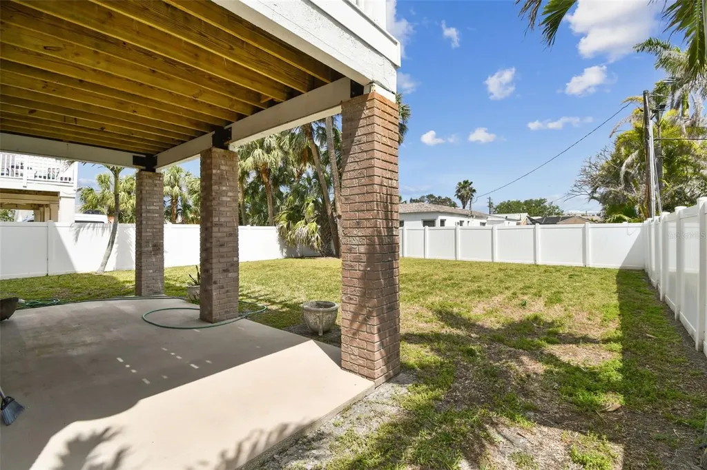 16033 Gulf Boulevard Redington Beach FL 33708