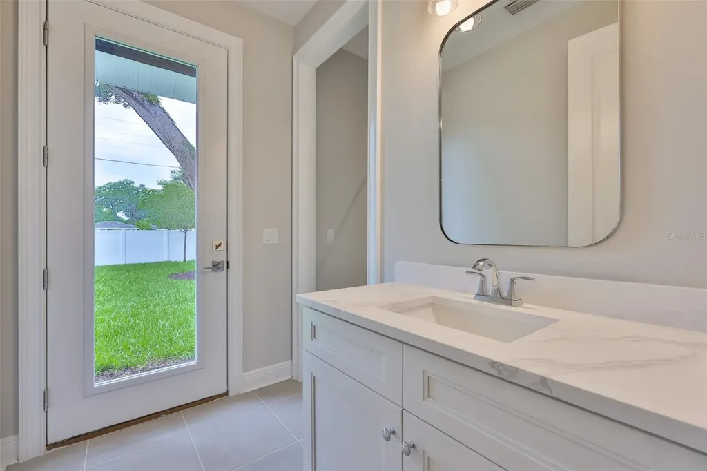 3616 W Platt Street Tampa FL 33609